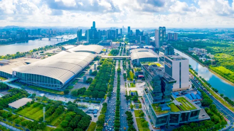 Canton Fair Rehberi: İş İnsanları İçin Dünyanın En Büyük Ticaret Fuarı