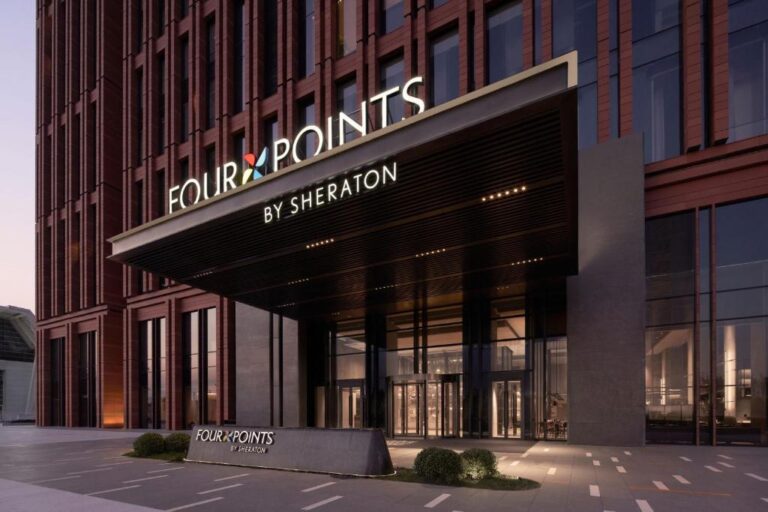 Four Points by Sheraton Tianjin National Convention and Exhibition Center★★★★