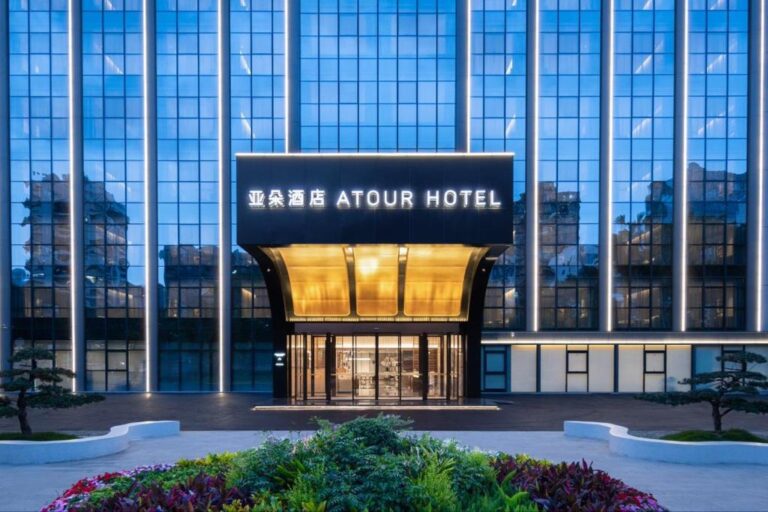Atour Hotel Shenzhen Sports Center West Nigang Road★★★★